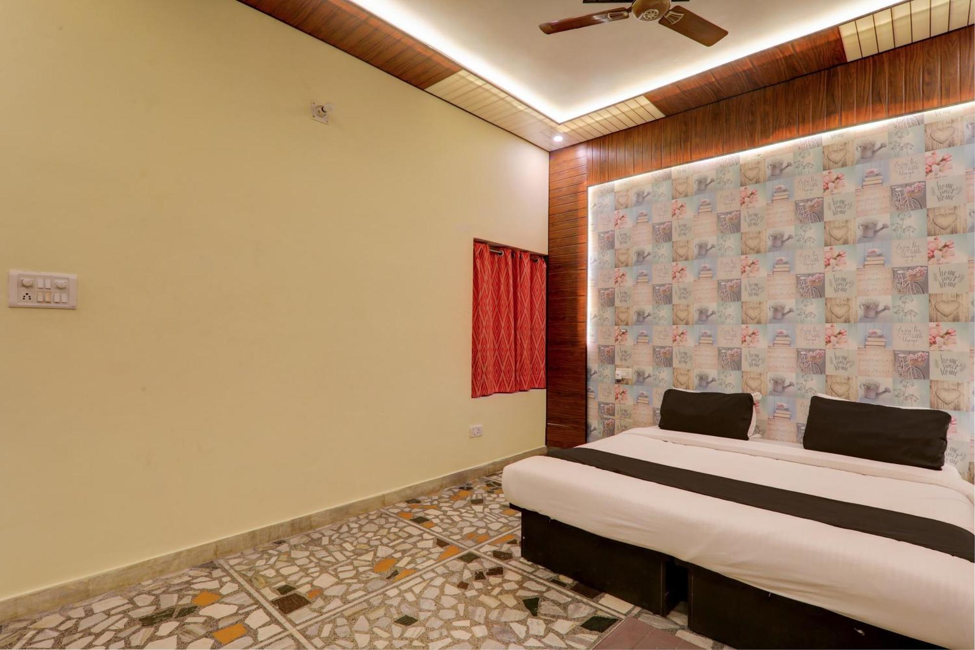 Hotel O Flagship Adbhut Moment Hotel Varanasi Dış mekan fotoğraf