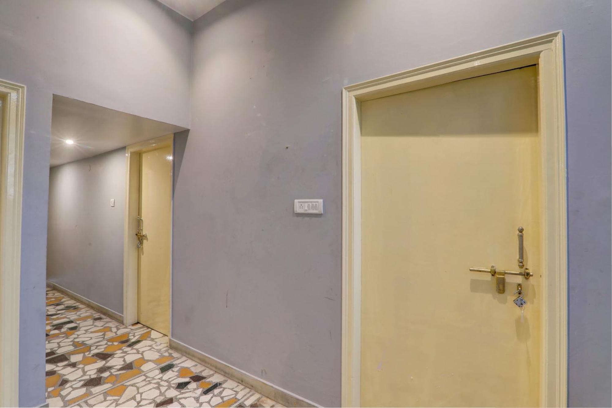 Hotel O Flagship Adbhut Moment Hotel Varanasi Dış mekan fotoğraf