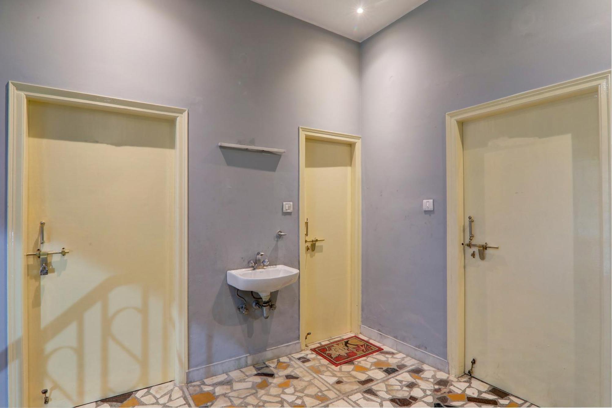 Hotel O Flagship Adbhut Moment Hotel Varanasi Dış mekan fotoğraf